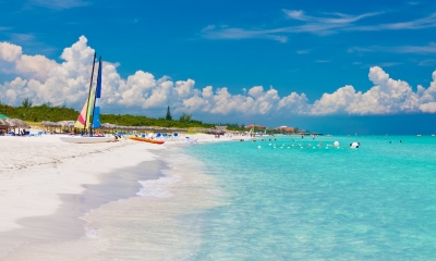 Strand von Varadero auf Kuba (kmiragaya / stock.adobe.com) lizenziertes Stockfoto
Informazioni sulla licenza disponibili sotto 'Prova delle fonti di immagine'
